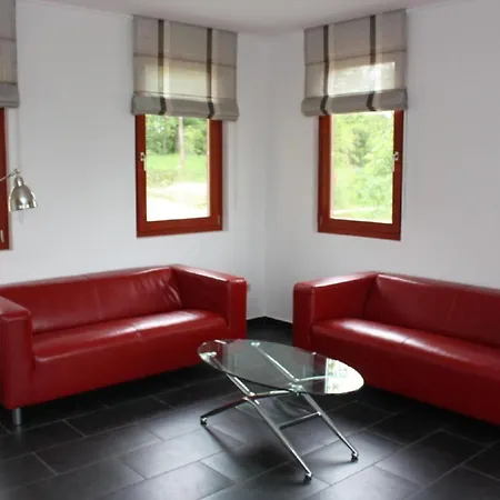 بيت للعطل Haus Mit Grossem Garten, Terrasse Und Balkon *